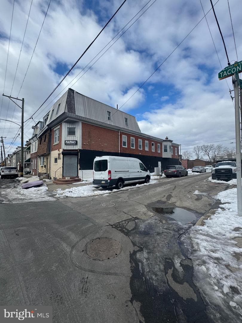 4768 Tacony Street photo 2