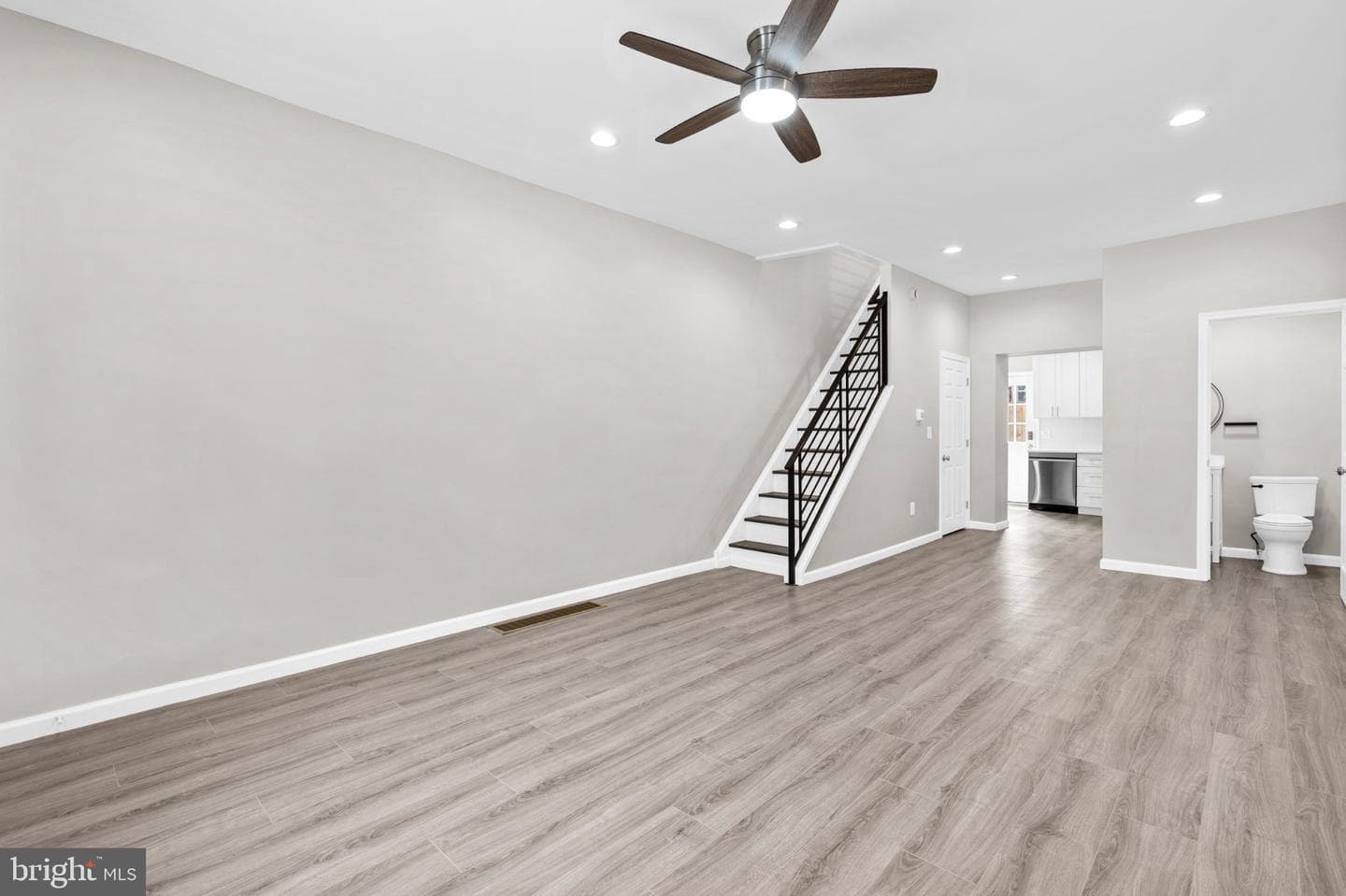 2126 Pierce Street photo 4