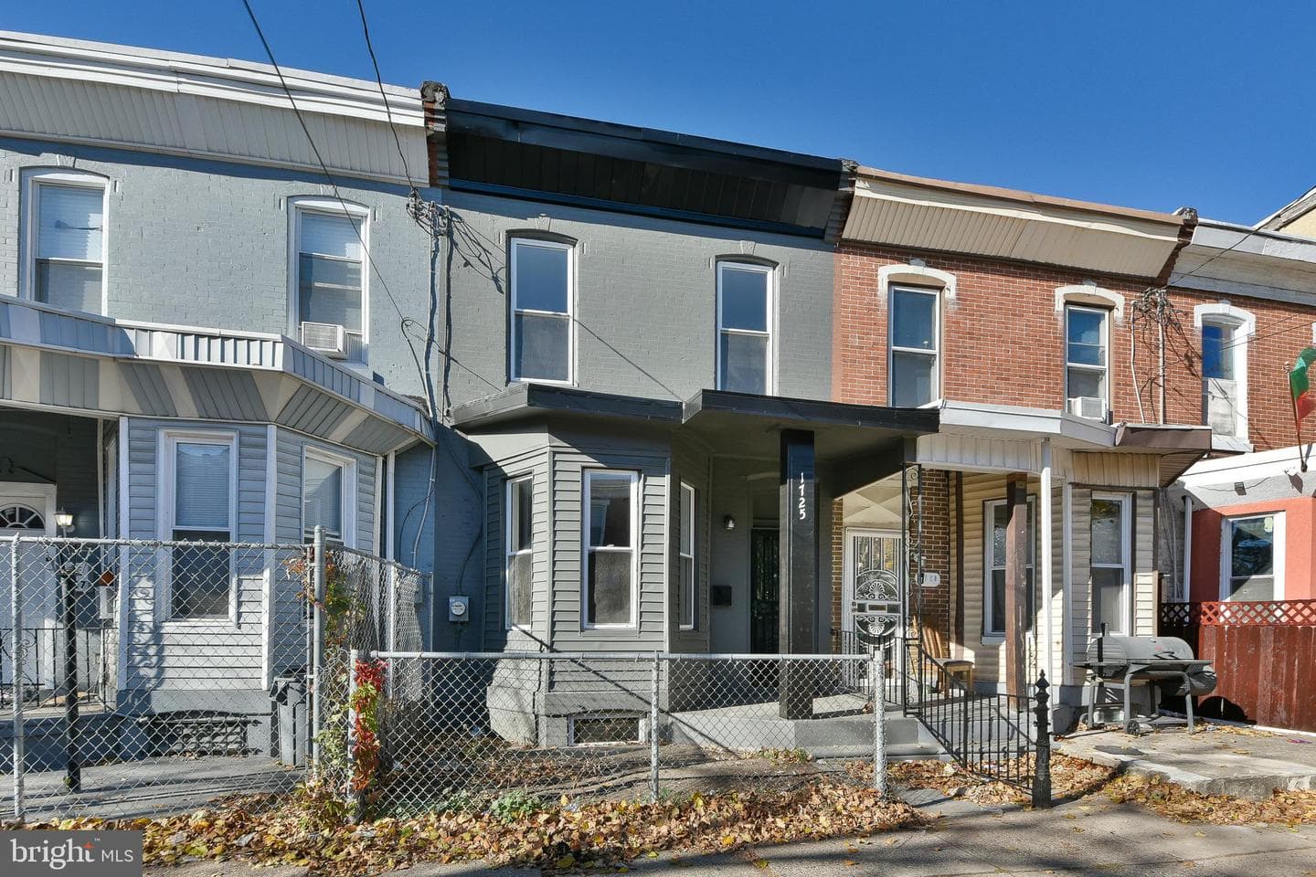 1725 W Juniata Street photo 2