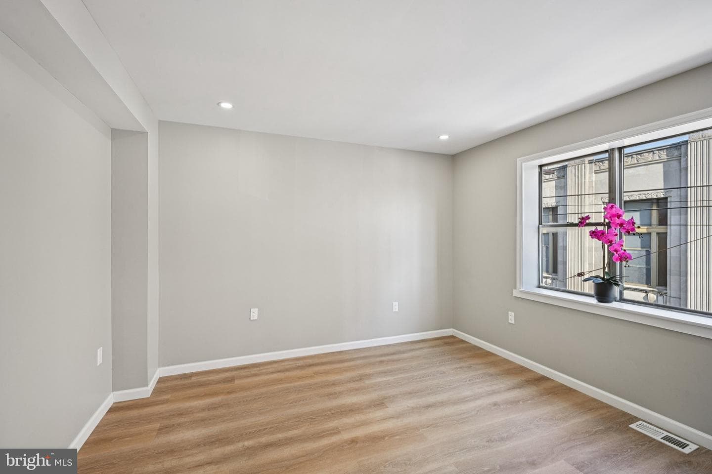 1912 S 9th Street photo 23