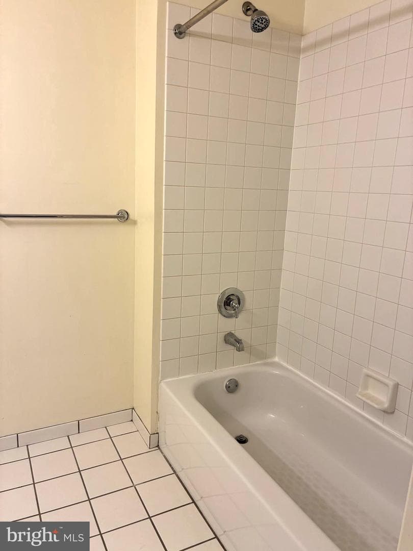 1600 Arch Street #612 photo 9