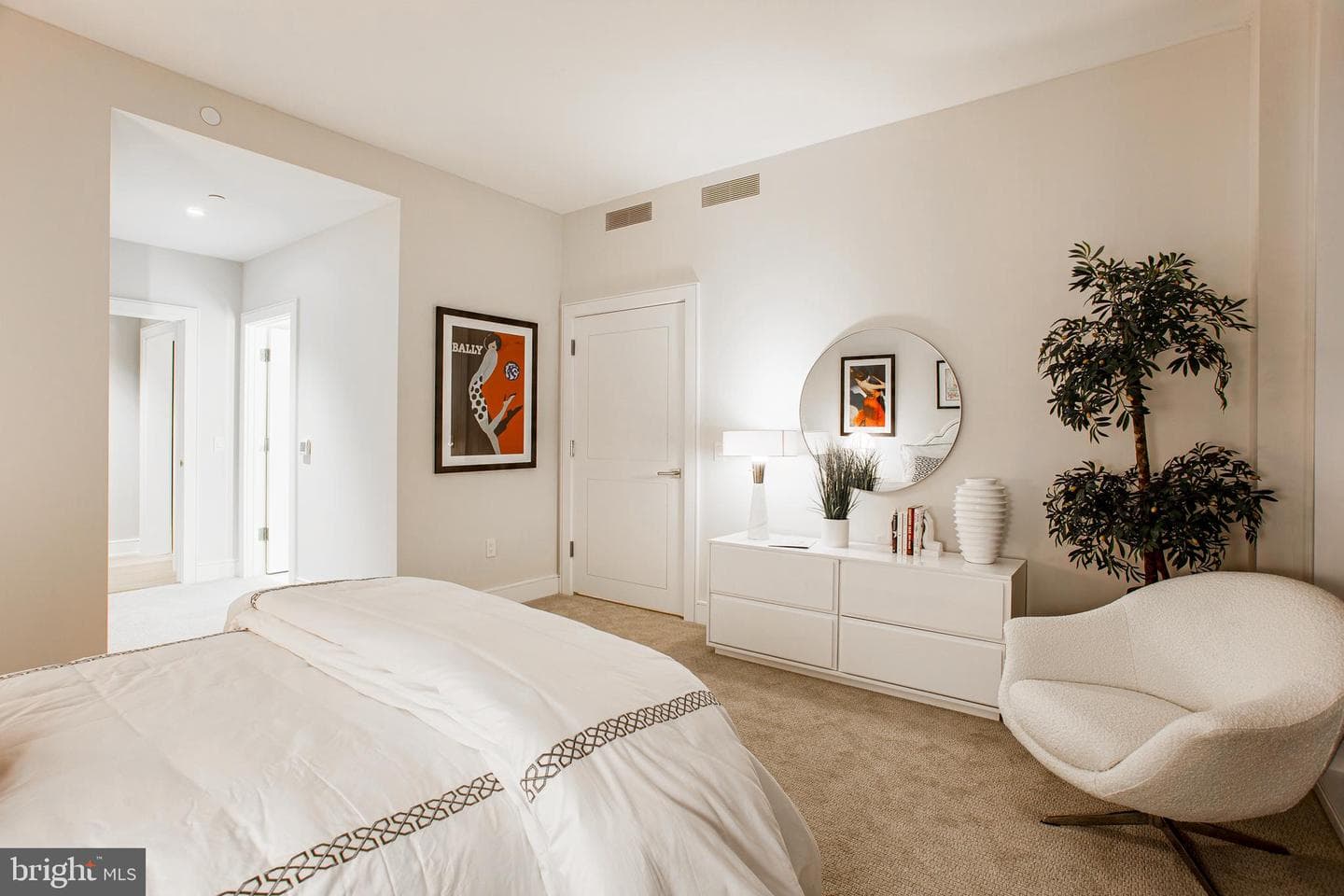 301 S Broad #2501 photo 11