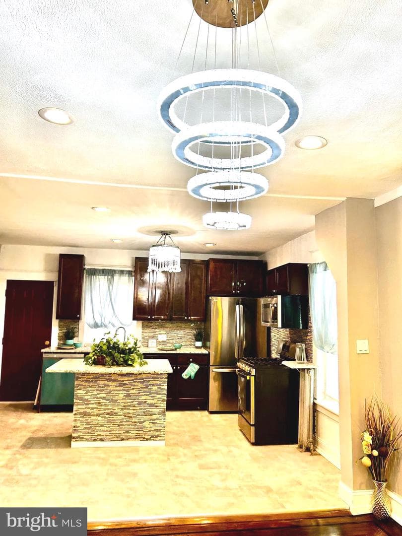5939 N Camac Street photo 11