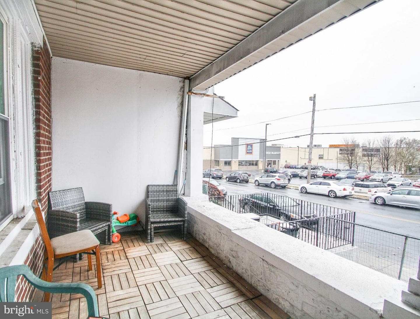 1503 E Luzerne Street photo 5