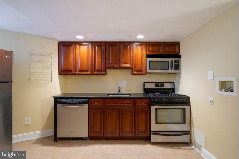 744 S 22nd Street #1a photo 7
