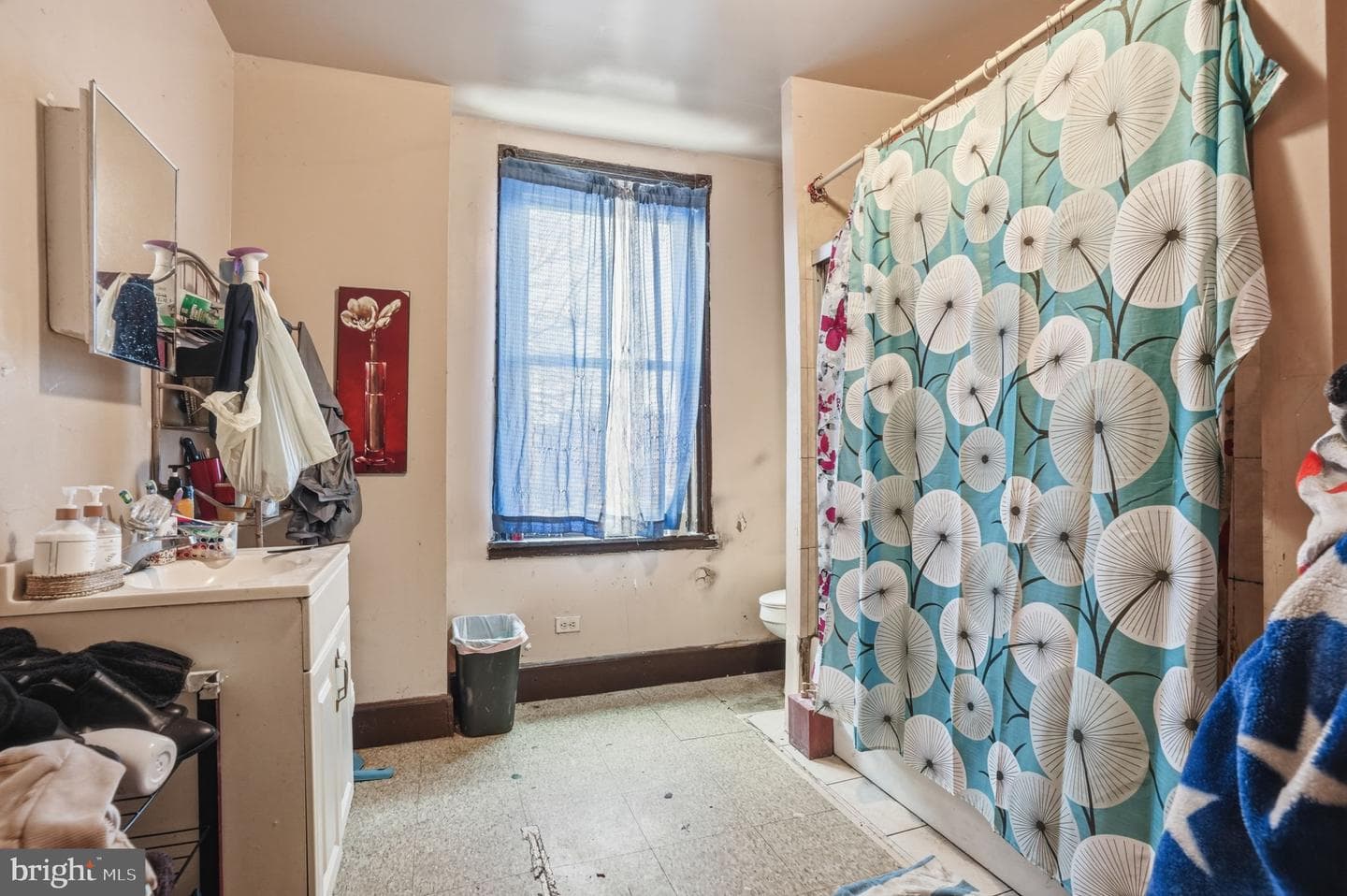 164 E Ontario Street photo 10