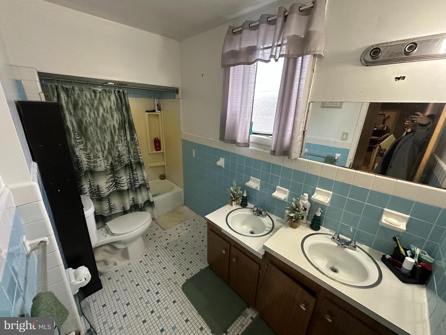 2862 Aramingo Avenue photo 9