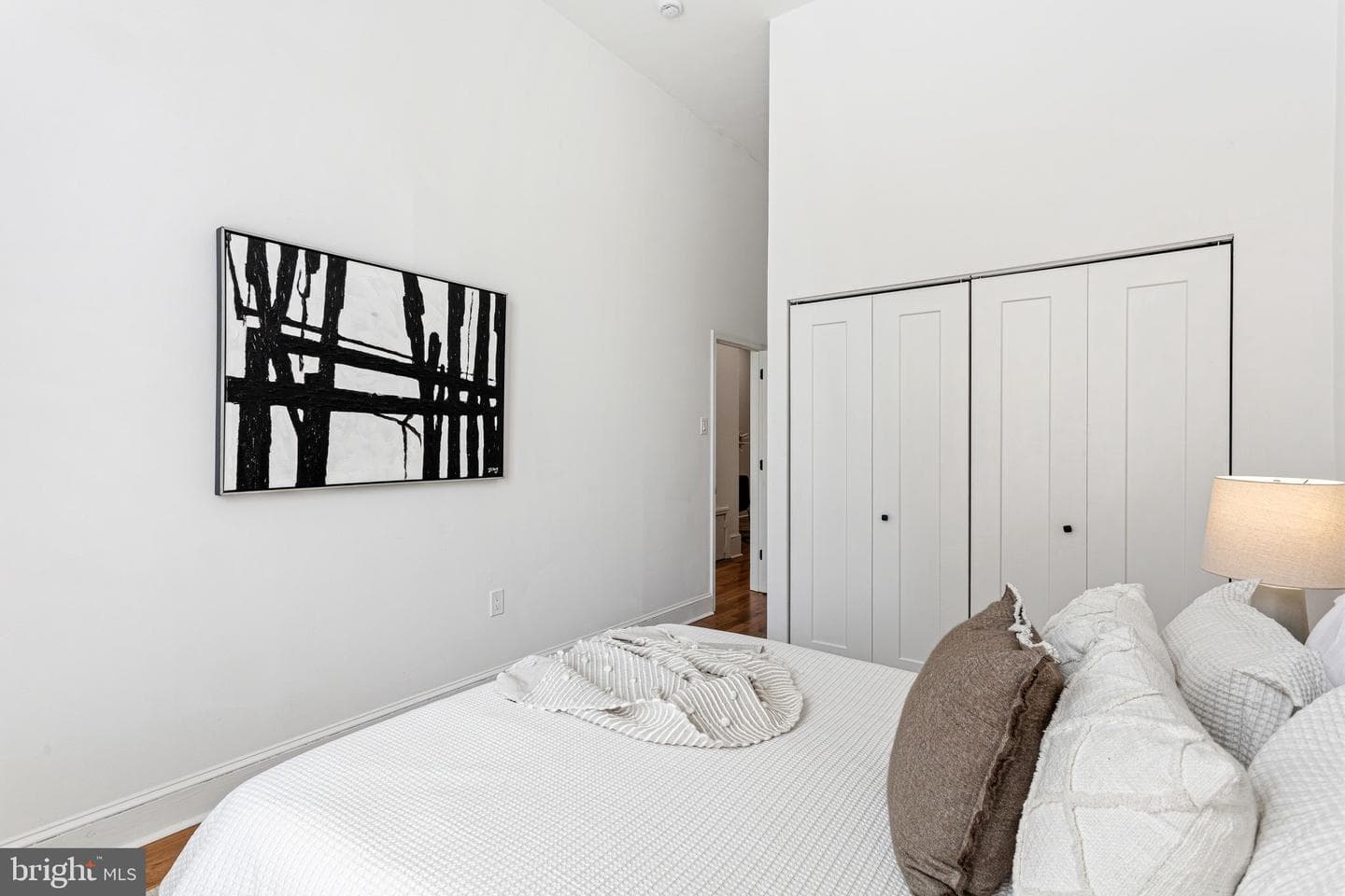 306 S 10th Street #b photo 16