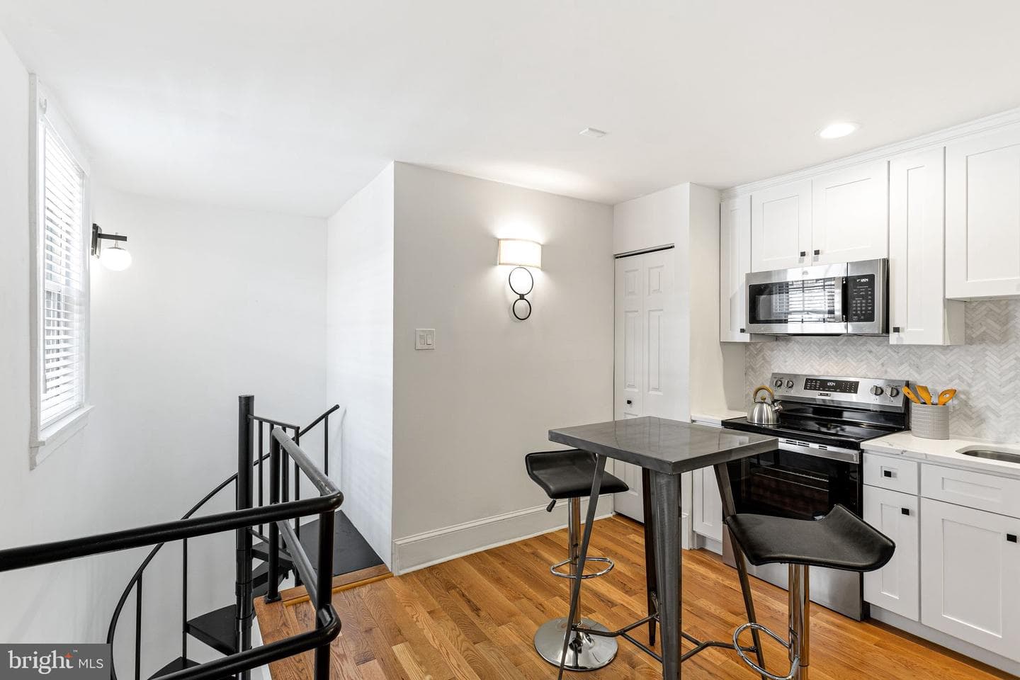 306 S 10th Street #c photo 7