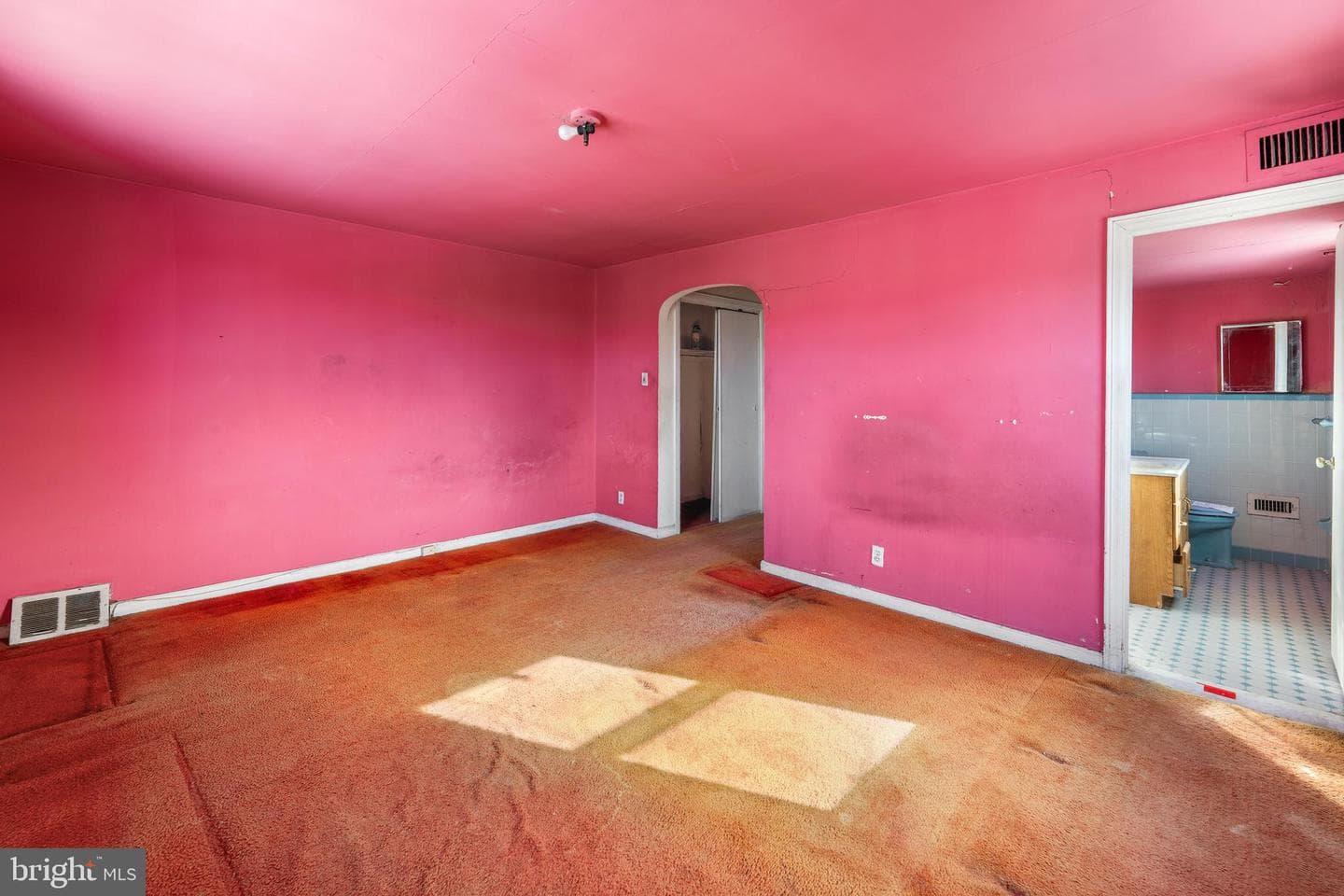 1030 E Sedgwick Street photo 15