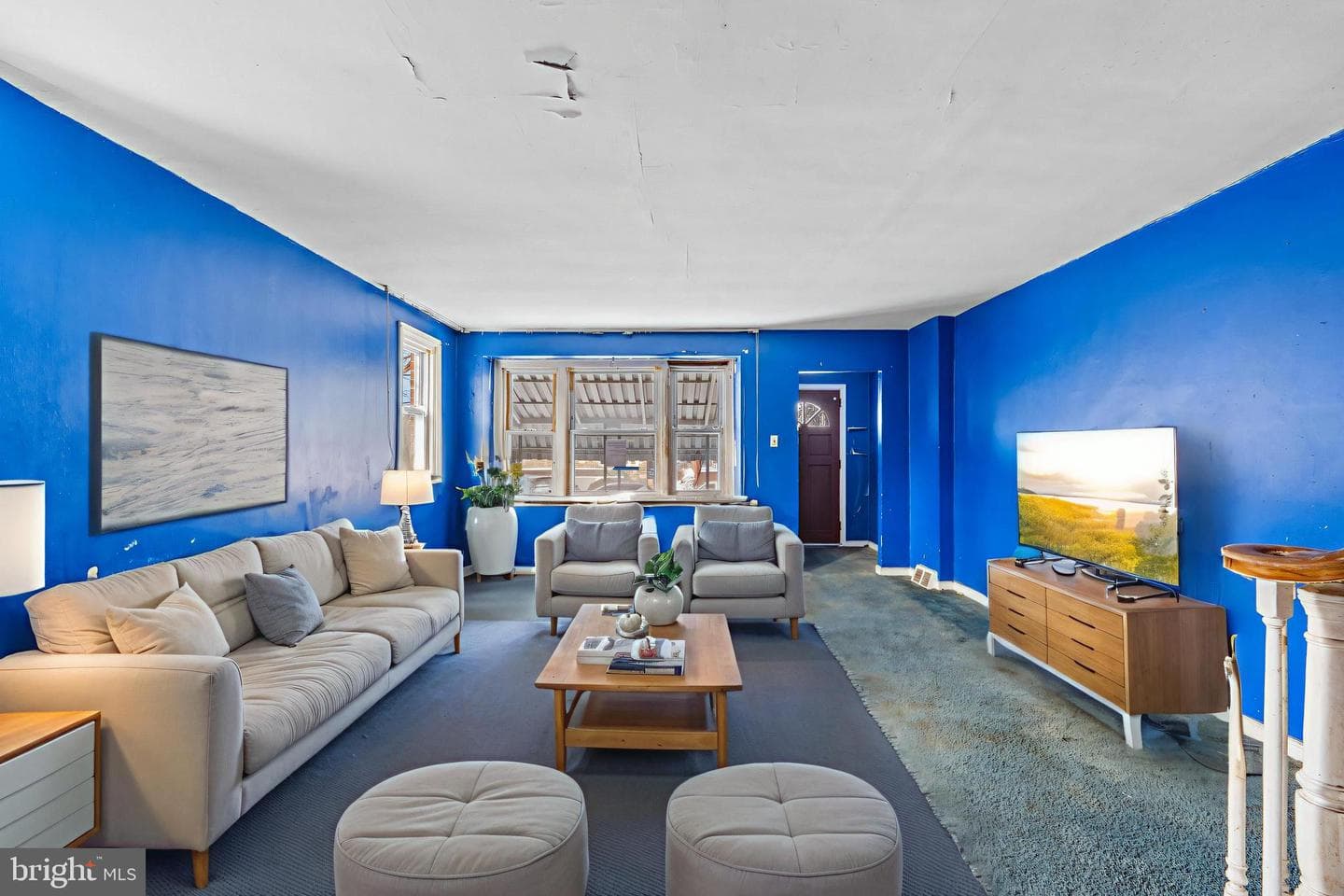 1030 E Sedgwick Street photo 2