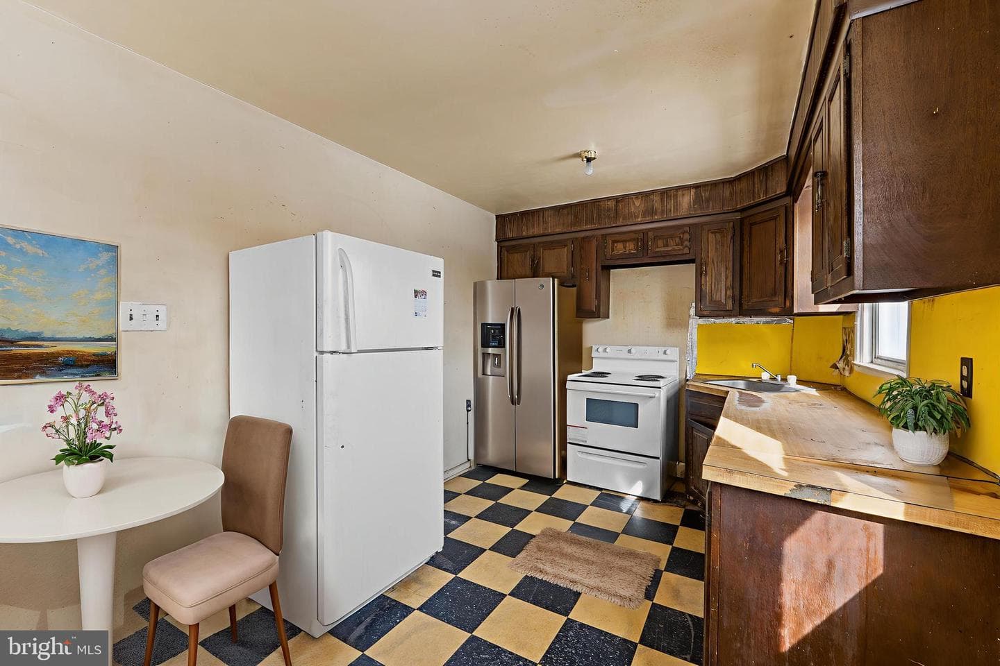 1030 E Sedgwick Street photo 5