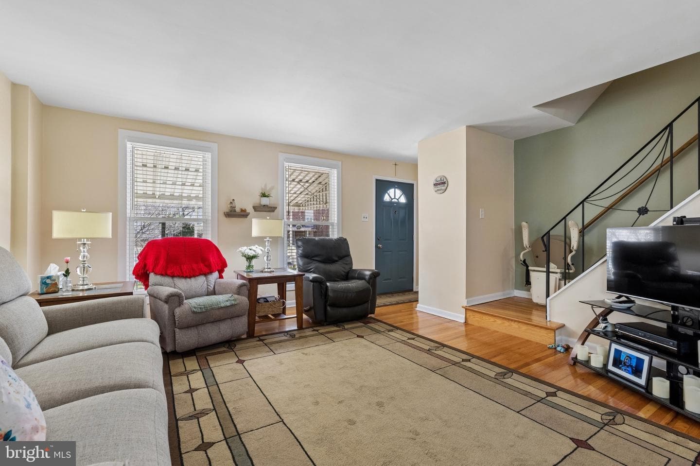 3516 Churchill Lane photo 4