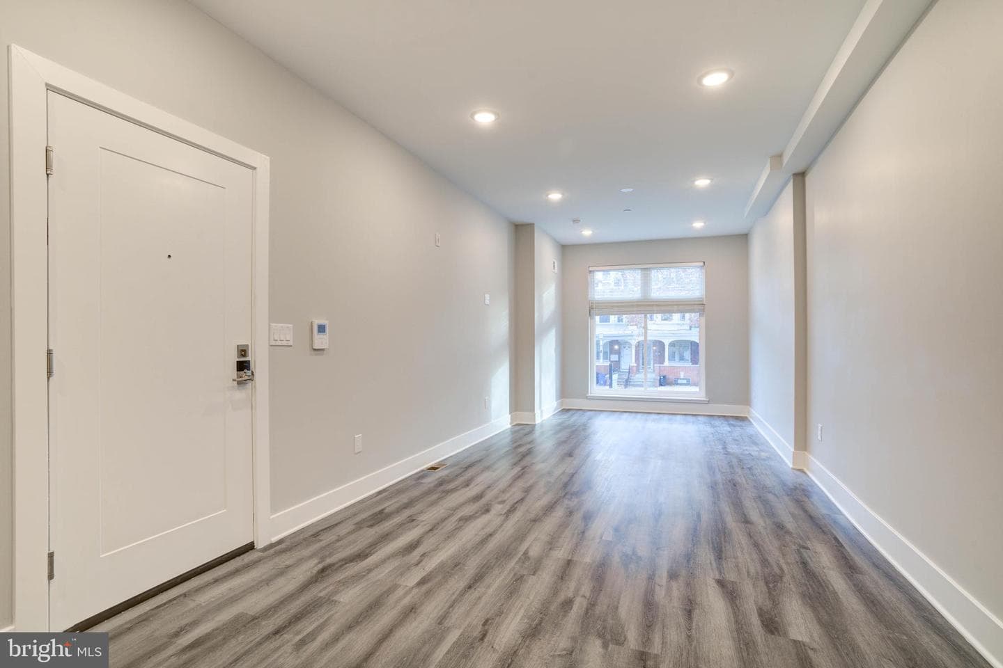 5005 Walnut St photo 4