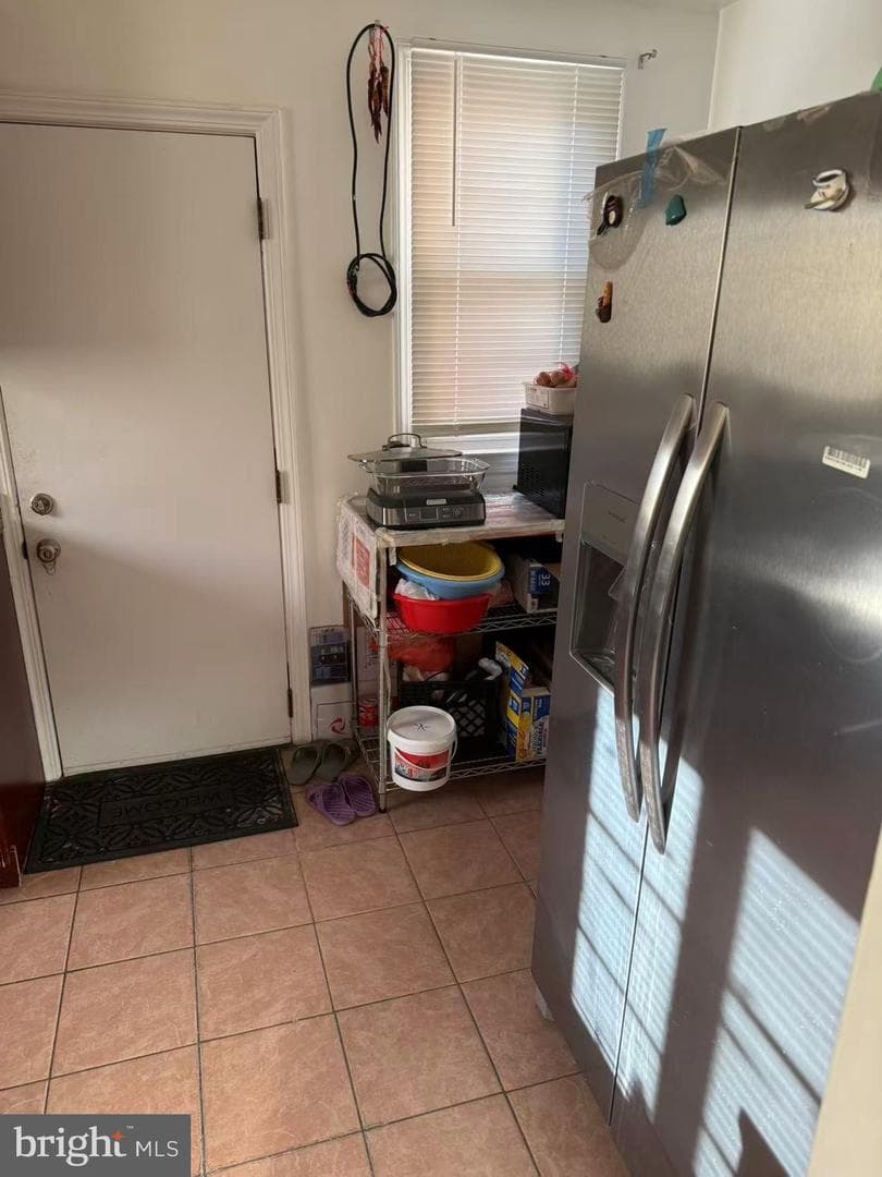 1232 Hale Street photo 9