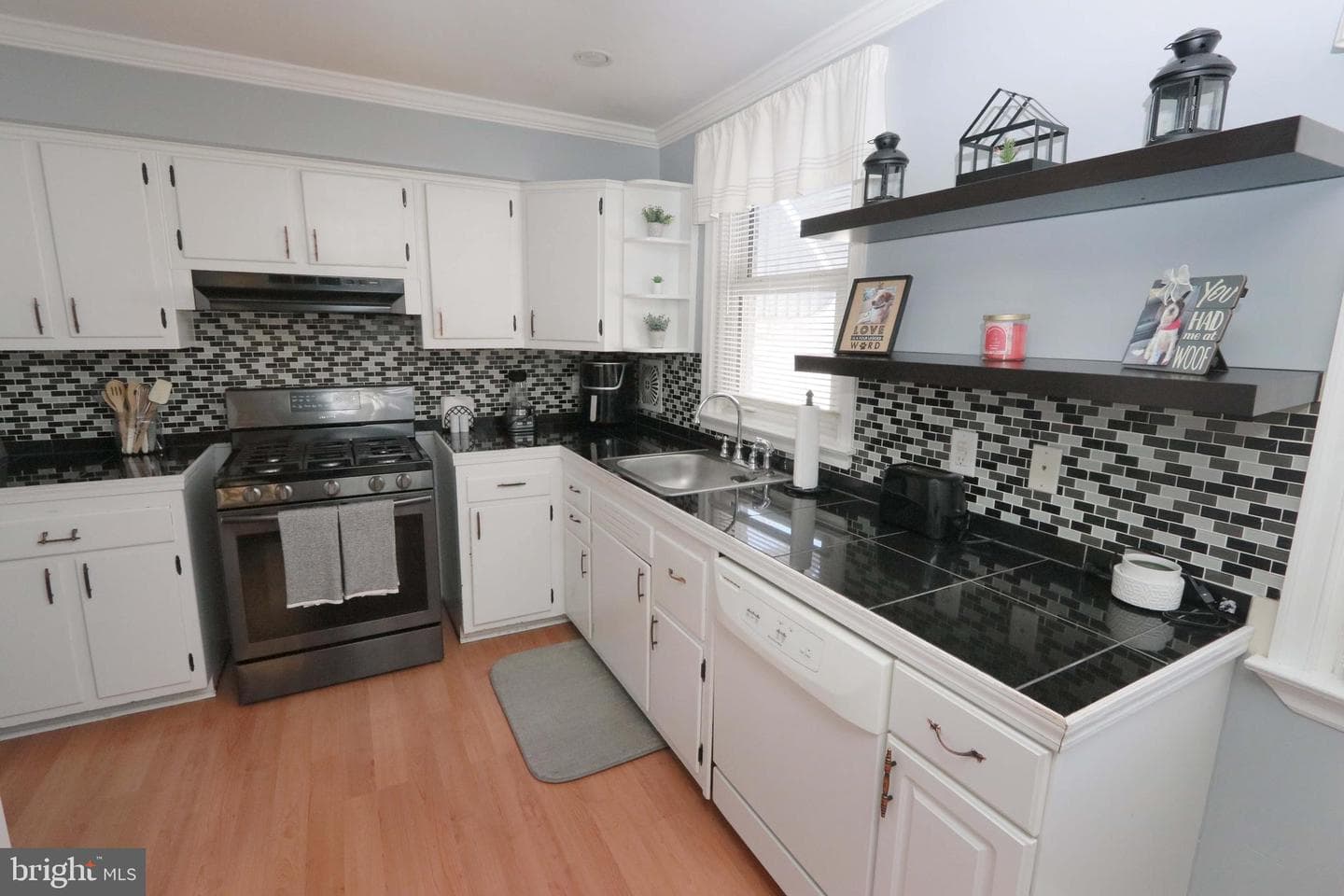 8134 Revere Street photo 4