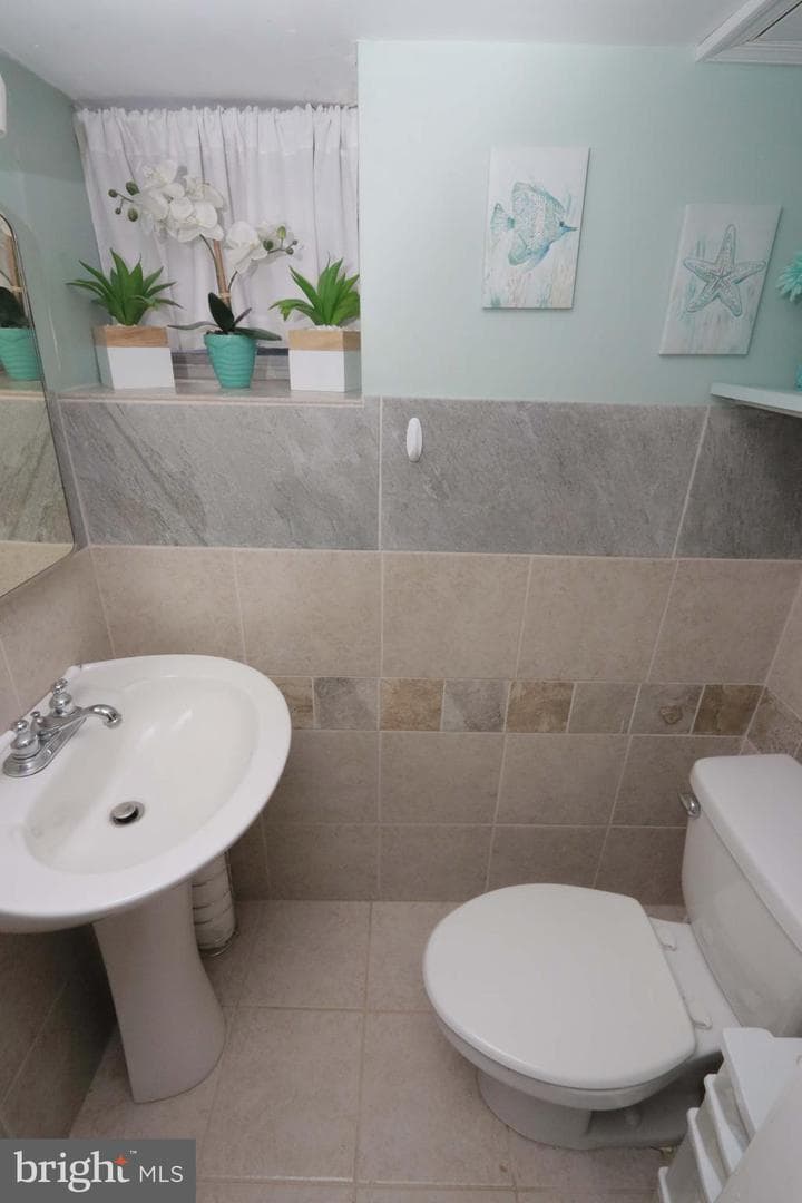 8134 Revere Street photo 43
