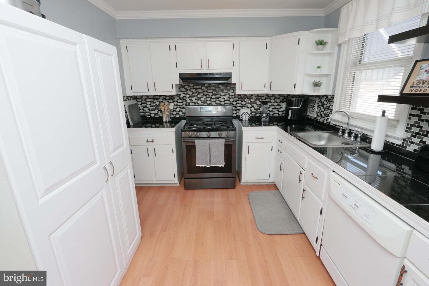 8134 Revere Street photo 6