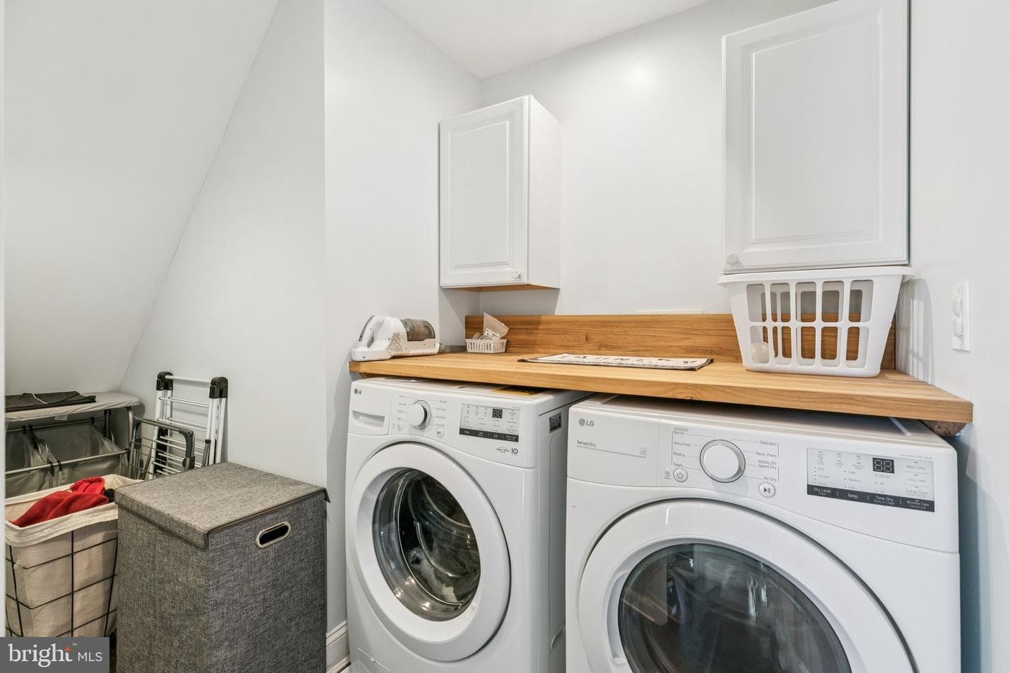 722 Dickinson Street photo 35