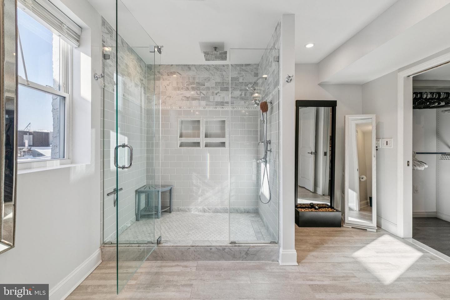 722 Dickinson Street photo 38