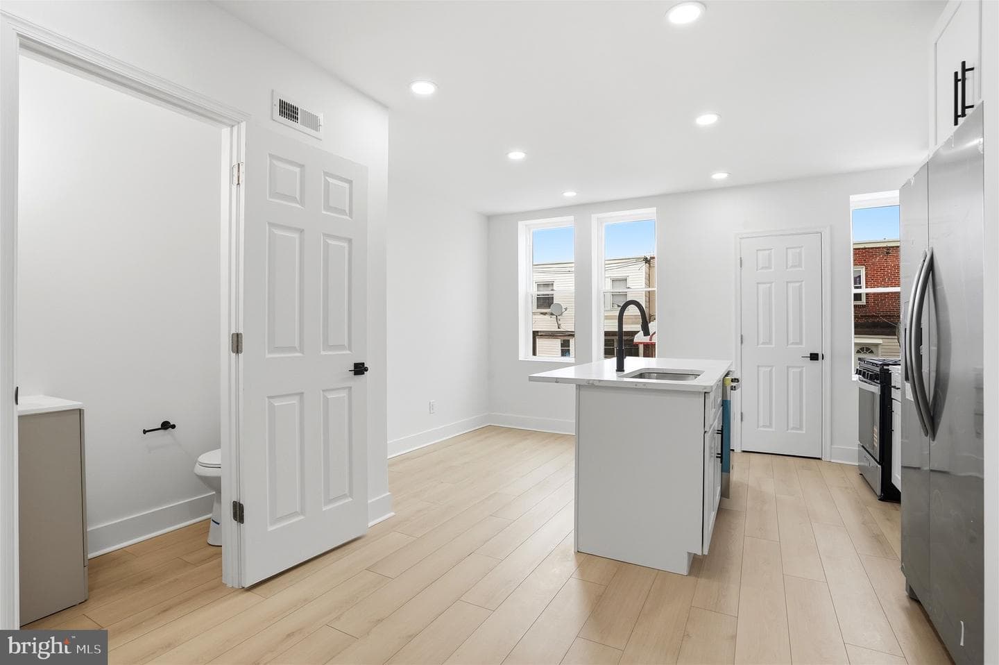 6621 N Uber Street photo 20
