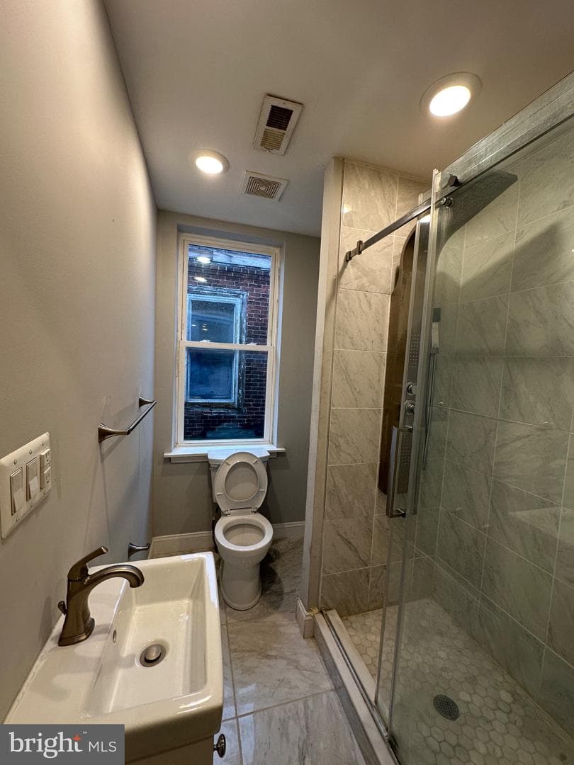 5031 Ludlow Street photo 15