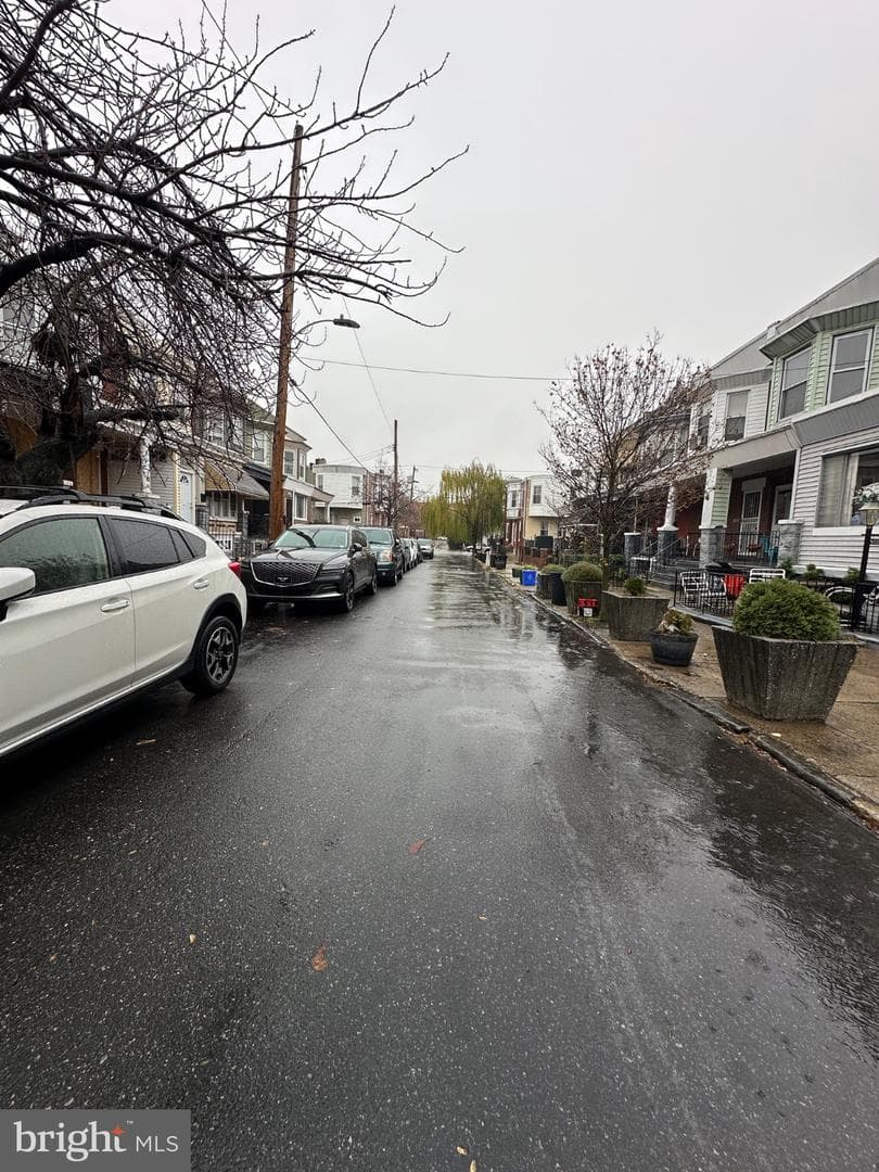 5031 Ludlow Street photo 26