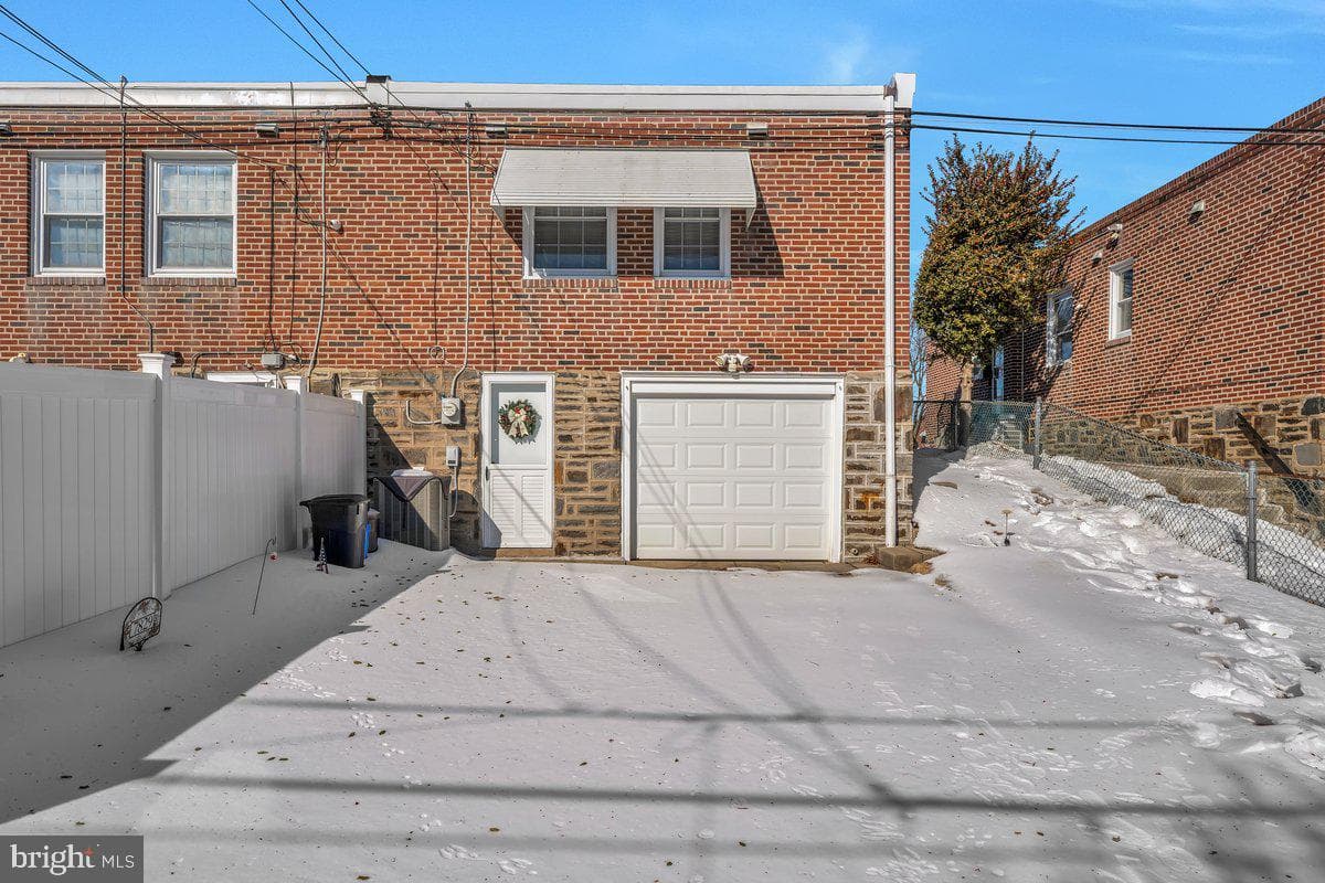 7829 Brous Avenue photo 23