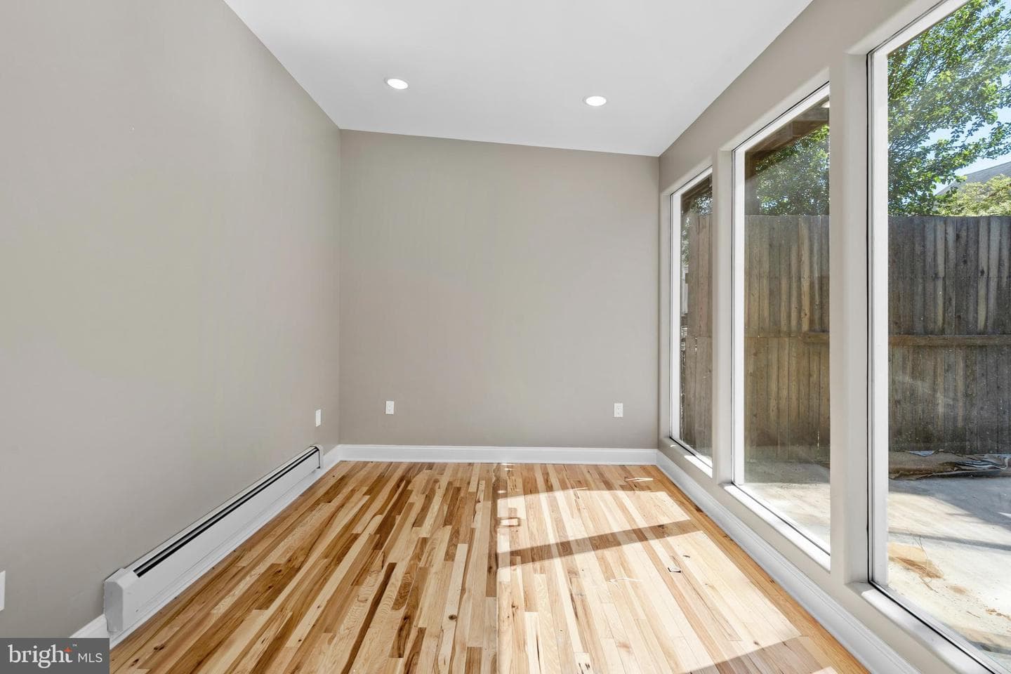 4717 Almond Street photo 18