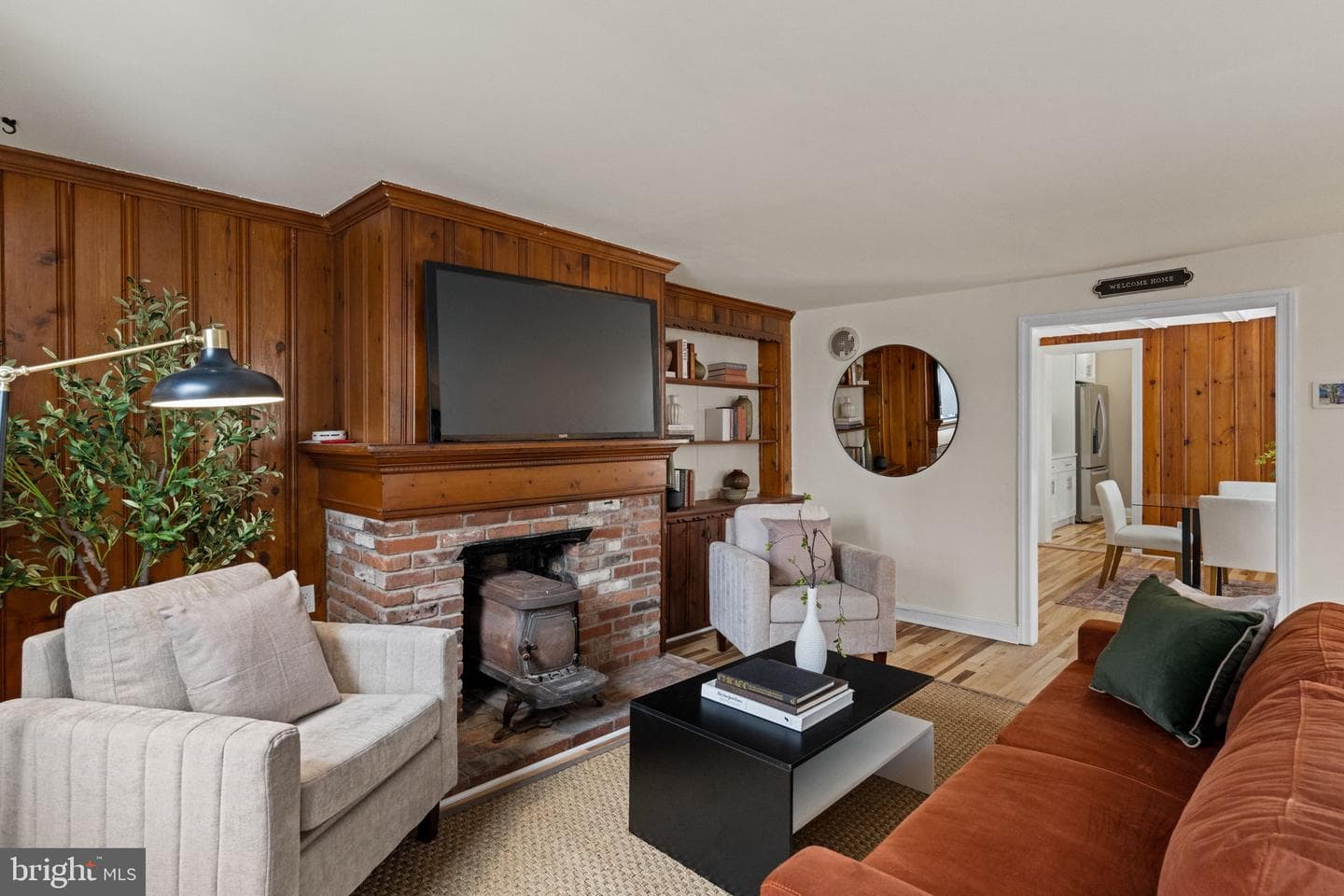 4717 Almond Street photo 3