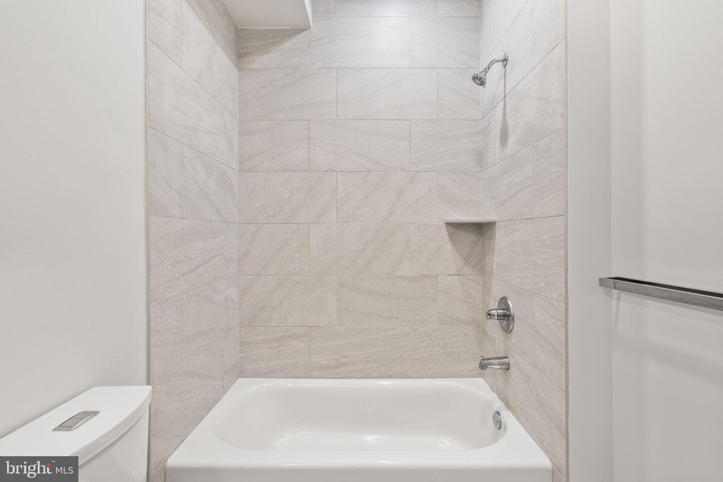 1207 N Etting Street photo 14