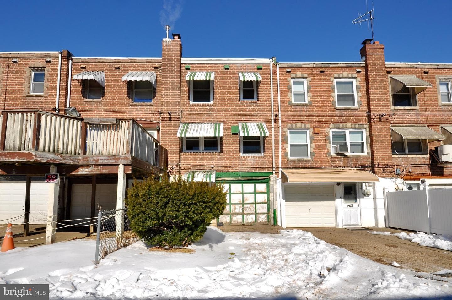 5343 Gillespie Street photo 27