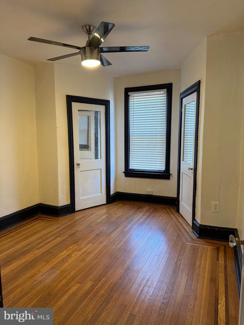 5511 Greenway Avenue photo 12