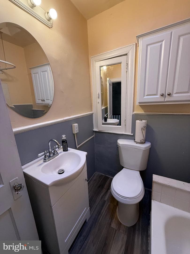 5511 Greenway Avenue photo 16