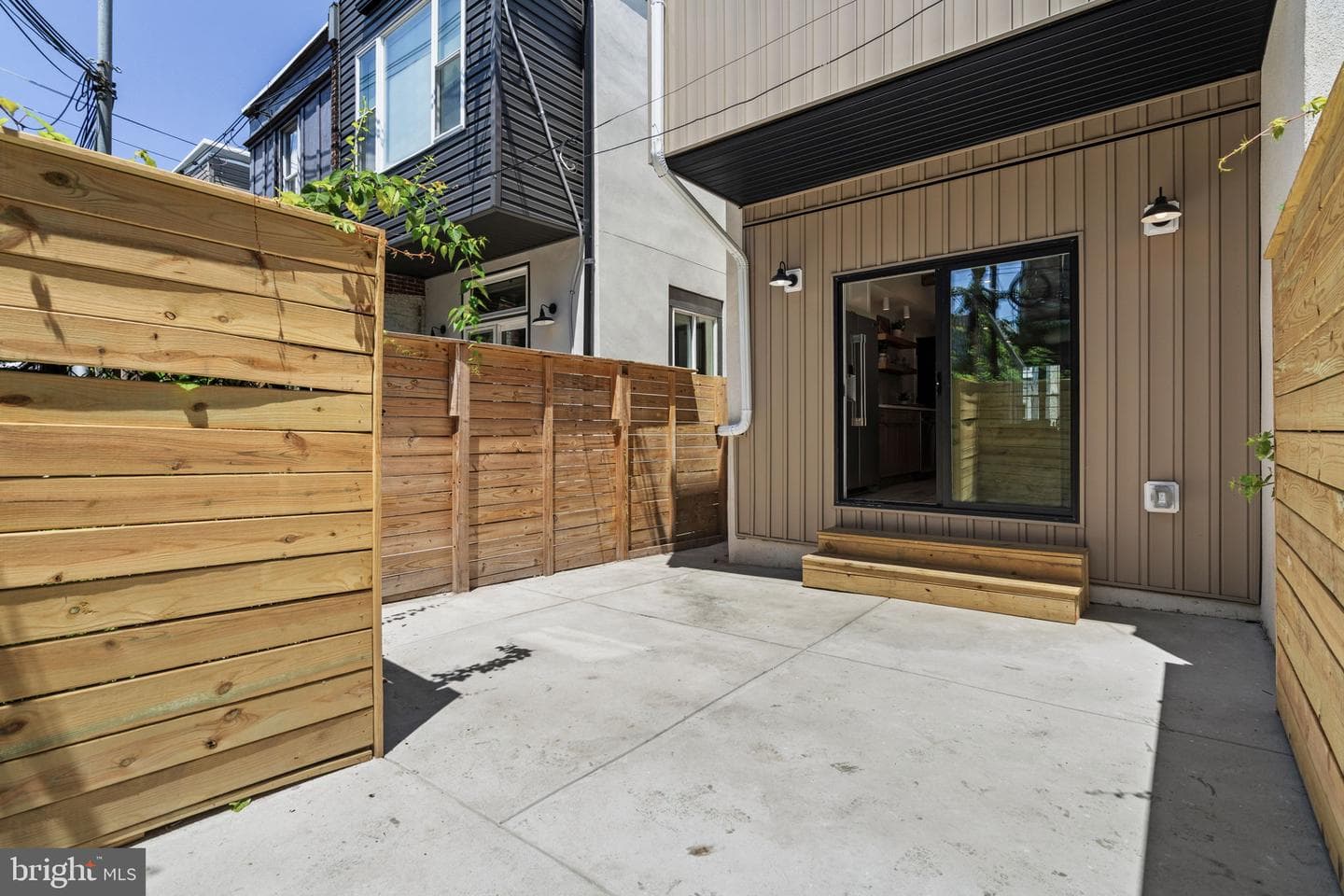 2942 Cecil B Moore Avenue photo 47