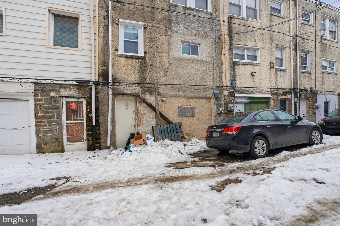 311 W Raymond Street photo 21
