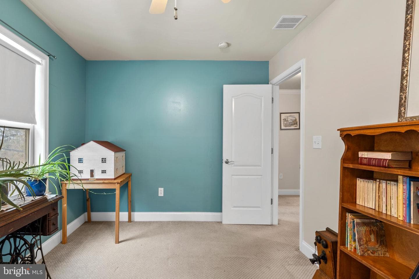 7443 Keiffer Street photo 25