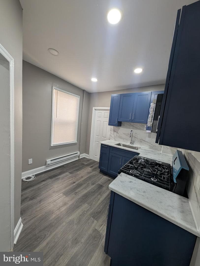 3209 N American Street photo 11