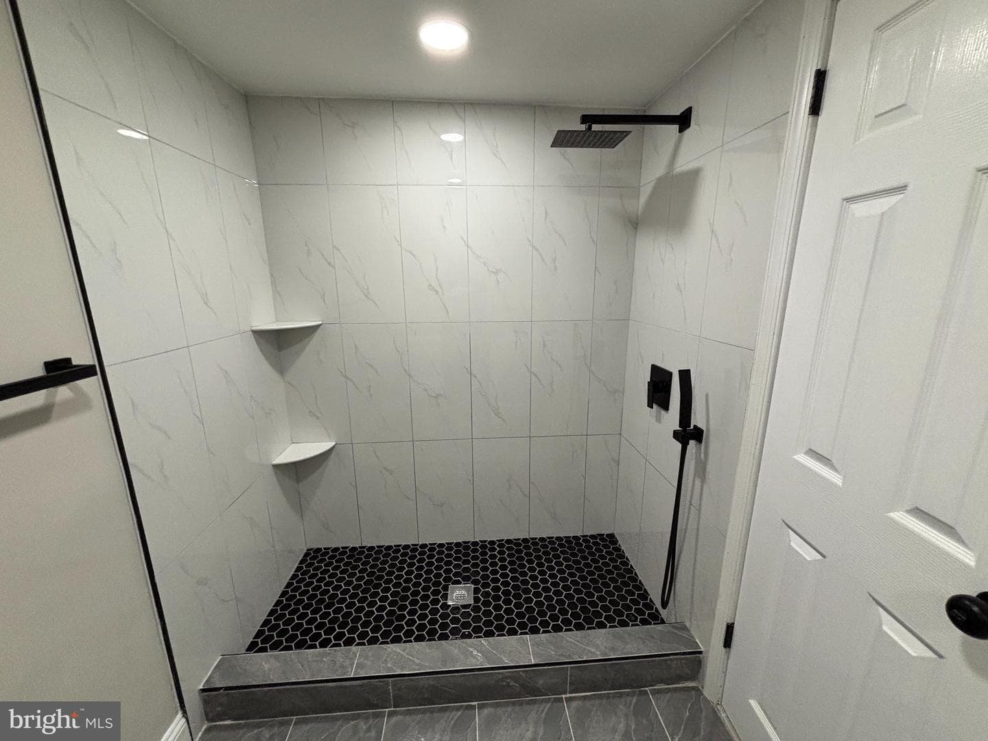 8266 Temple Road photo 30