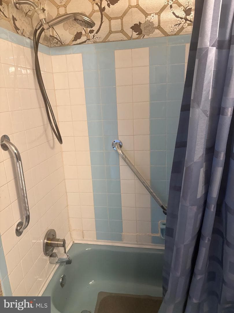 11829 Academy Road #29 B photo 18
