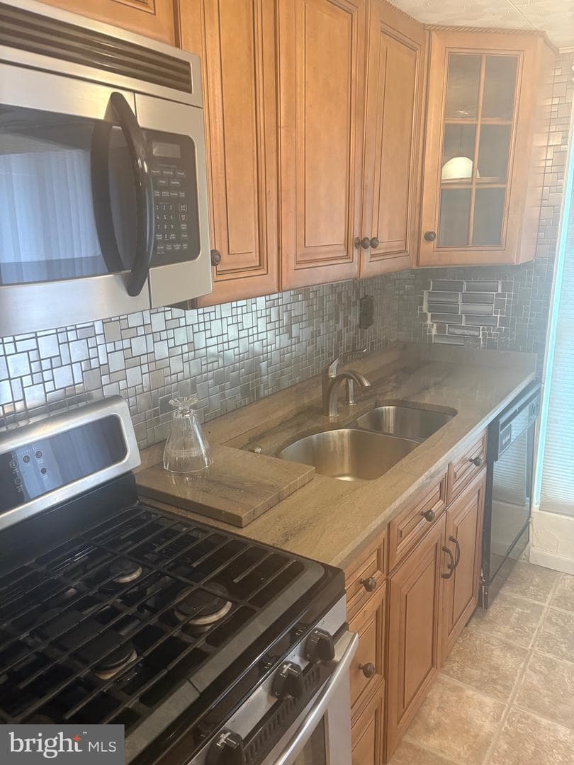 11829 Academy Road #29 B photo 9