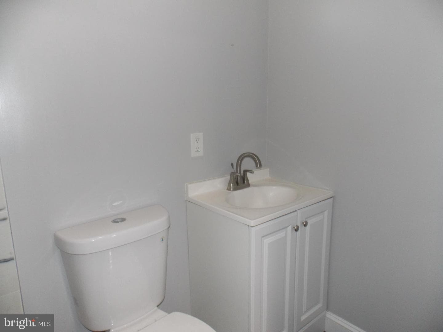 2416 N Orkney Street photo 12