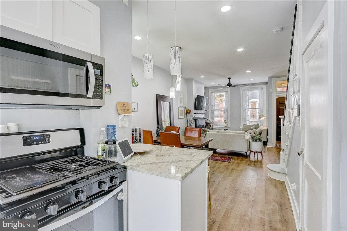 2223 N Gratz Street photo 12