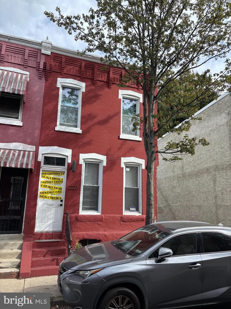 2223 N Gratz Street photo 28