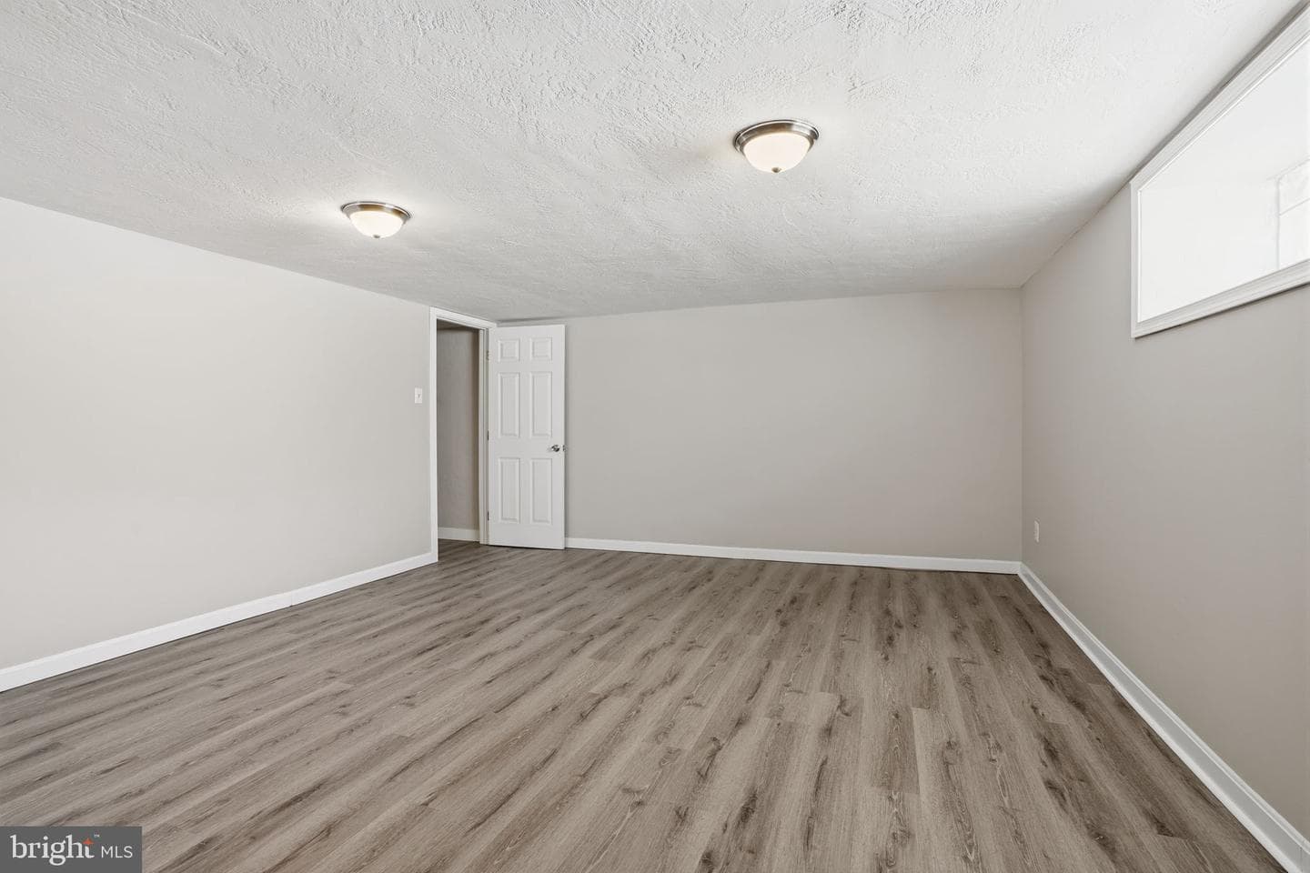 1621 Benson Street photo 20
