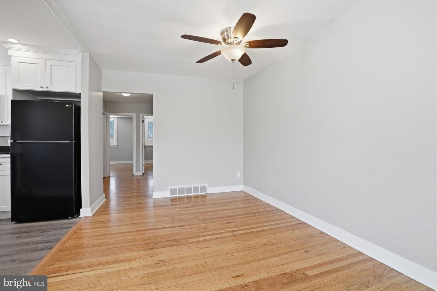 1621 Benson Street photo 5