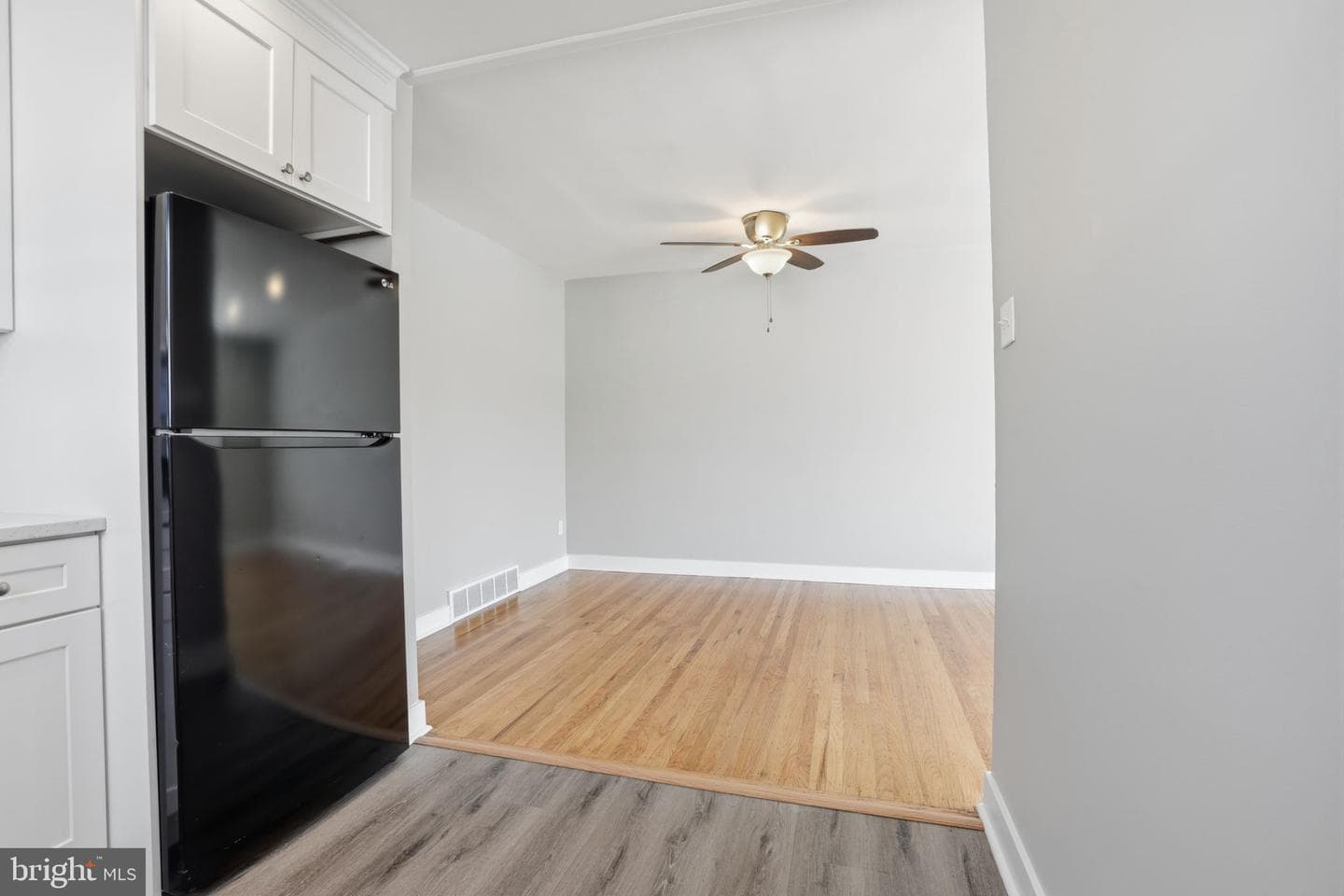 1621 Benson Street photo 9