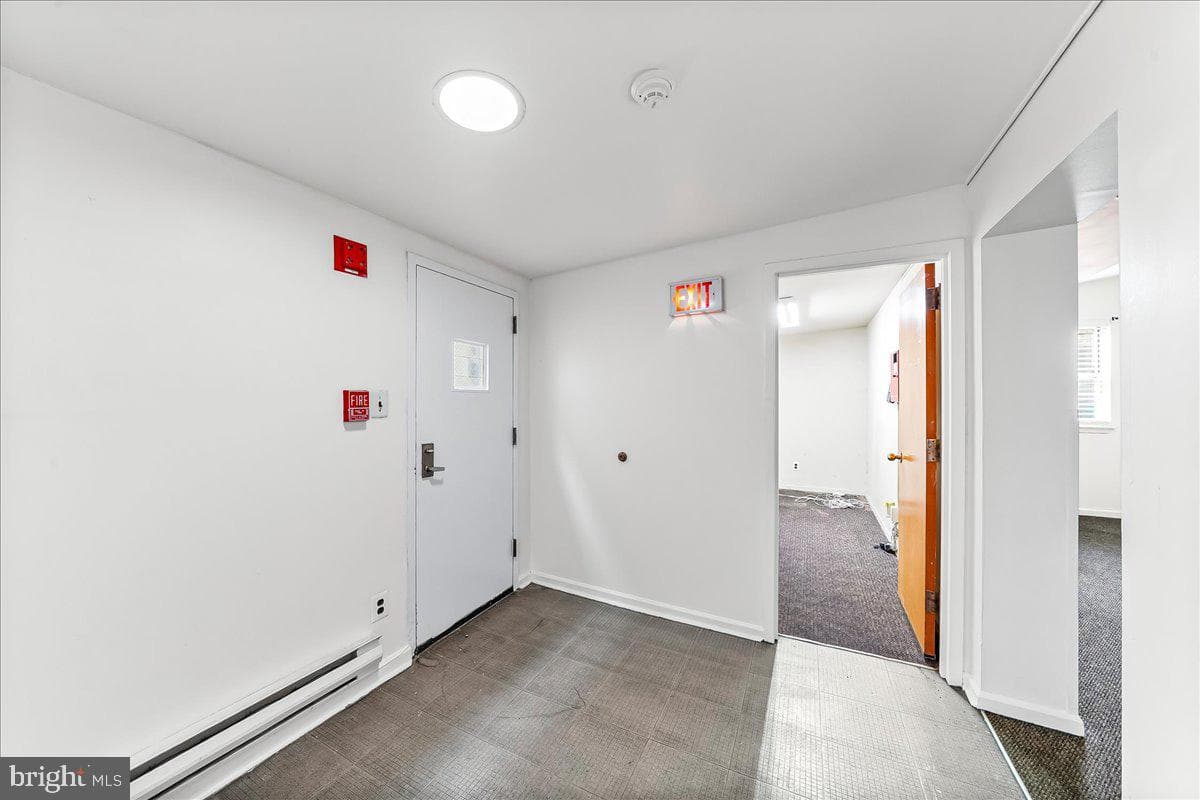 3361 Frankford Avenue photo 16