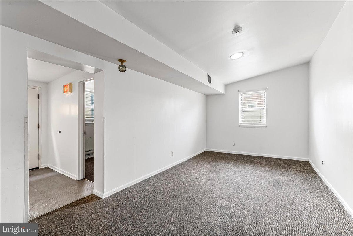 3361 Frankford Avenue photo 17