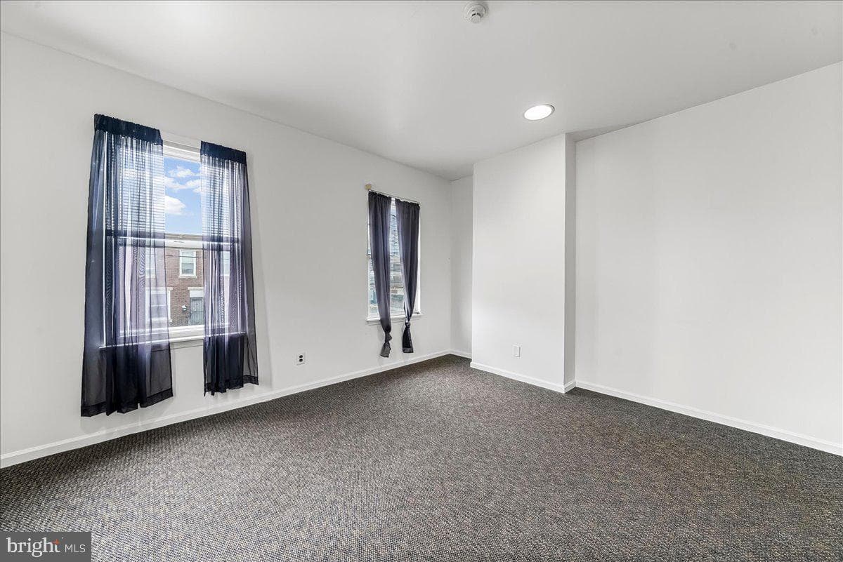 3361 Frankford Avenue photo 22